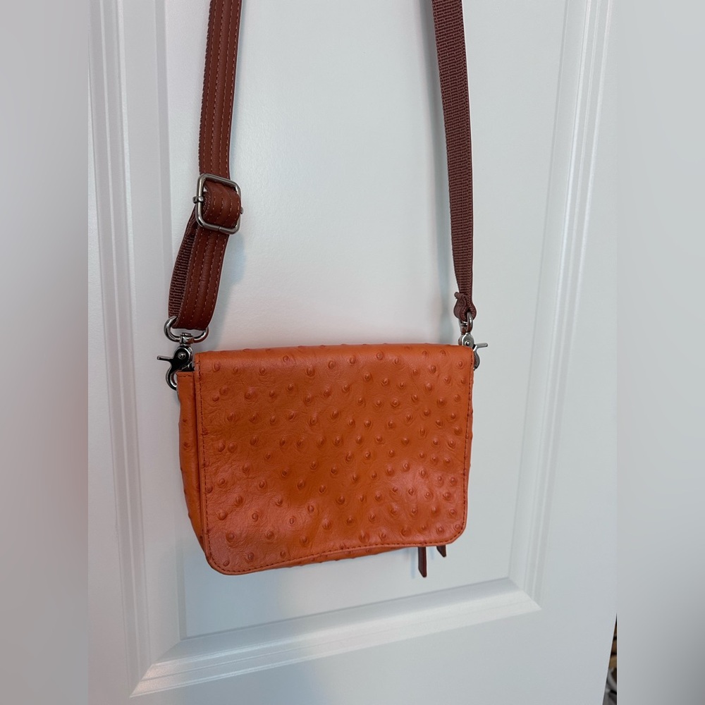 Gun Tote’n Mamas Orange Crossbody Bag